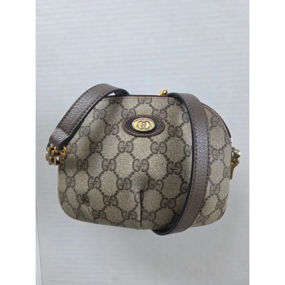 Gucci Accessory Collection GG Supreme Vintage Crossbody Bag Brown Monogram